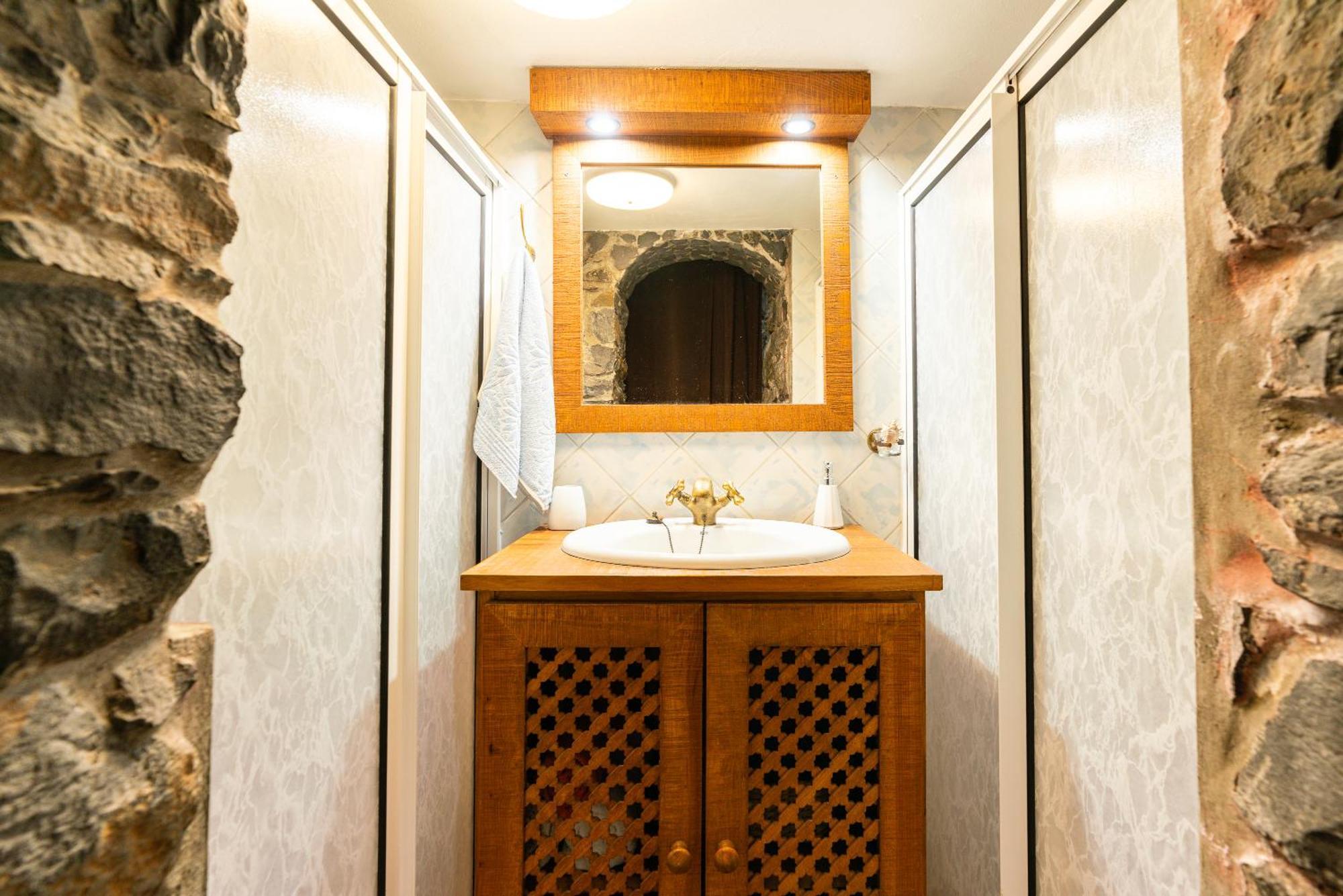 King'S House - Centennial House Ribeira do Raposo Luaran gambar