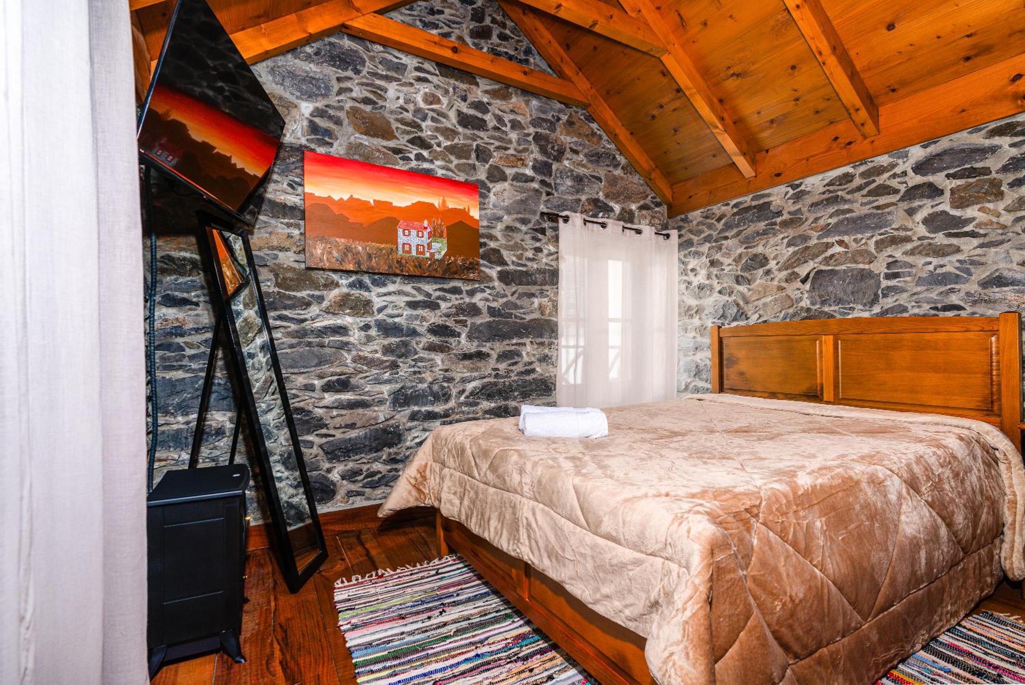 King'S House - Centennial House Ribeira do Raposo Luaran gambar